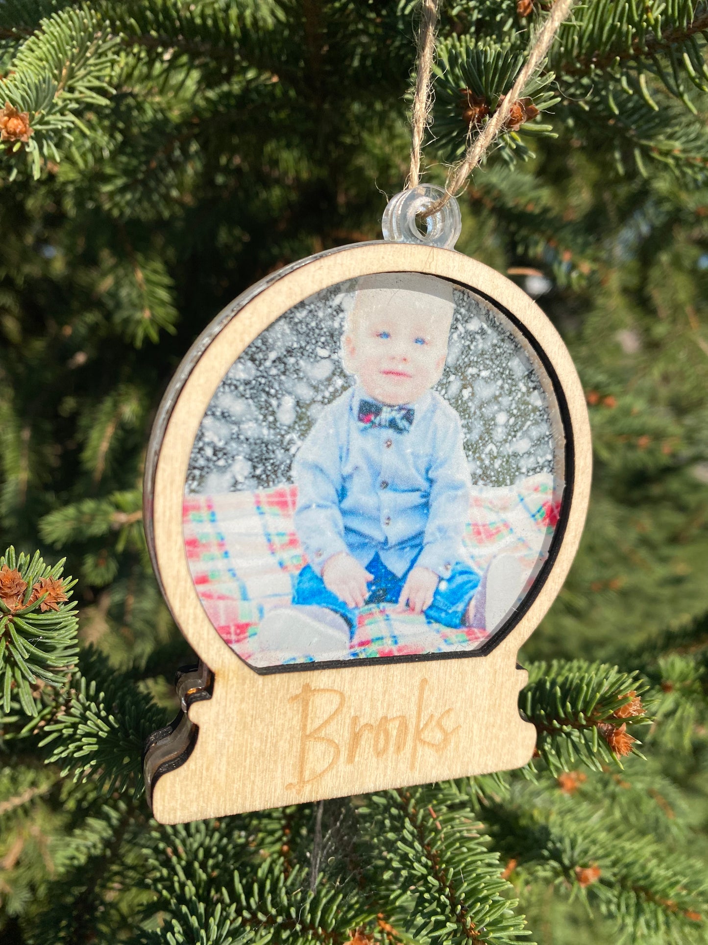 Snow Globe Ornament