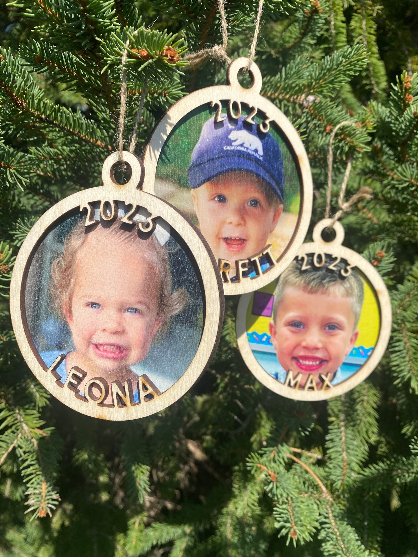Wood Christmas Ornament - Kids Pic and Year