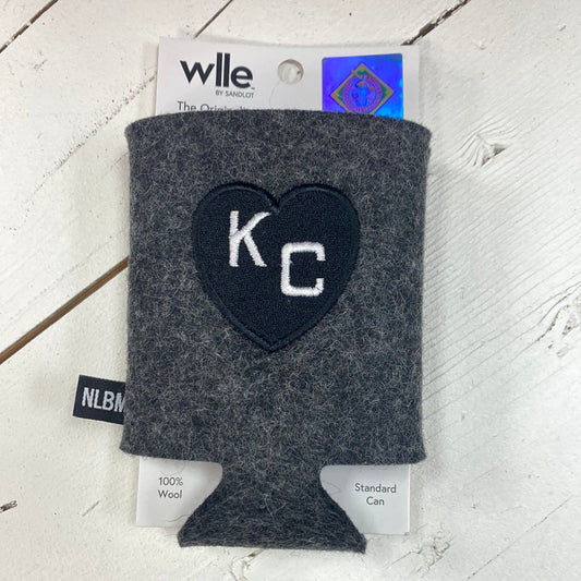 Wlle drink sweater black KC heart