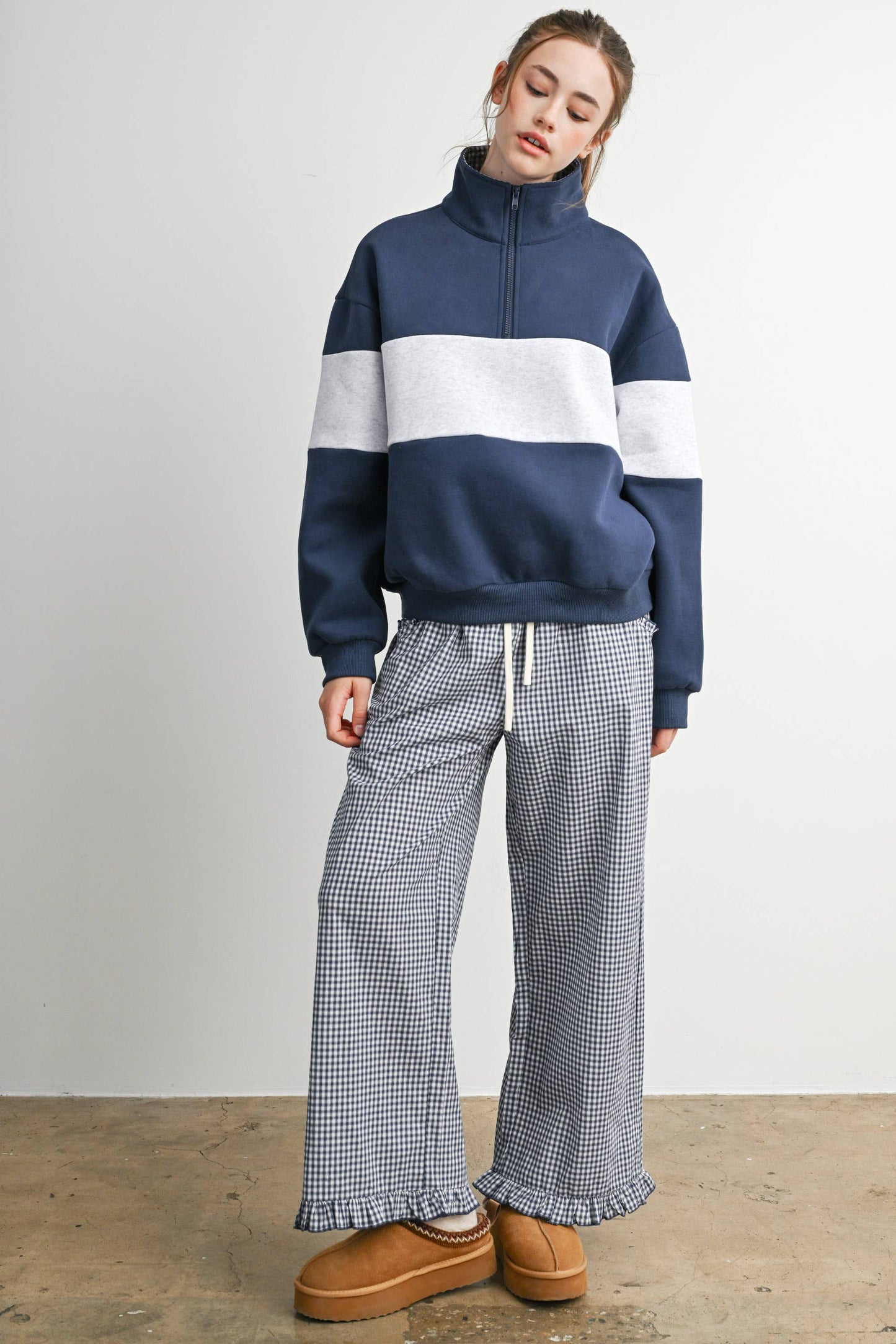 Colorblock Quarter-Zip Sweatshirt-BMT8510