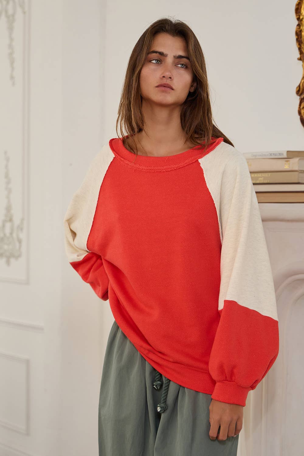 T2460 Contrast Detail French Terry Sweatshirt Top