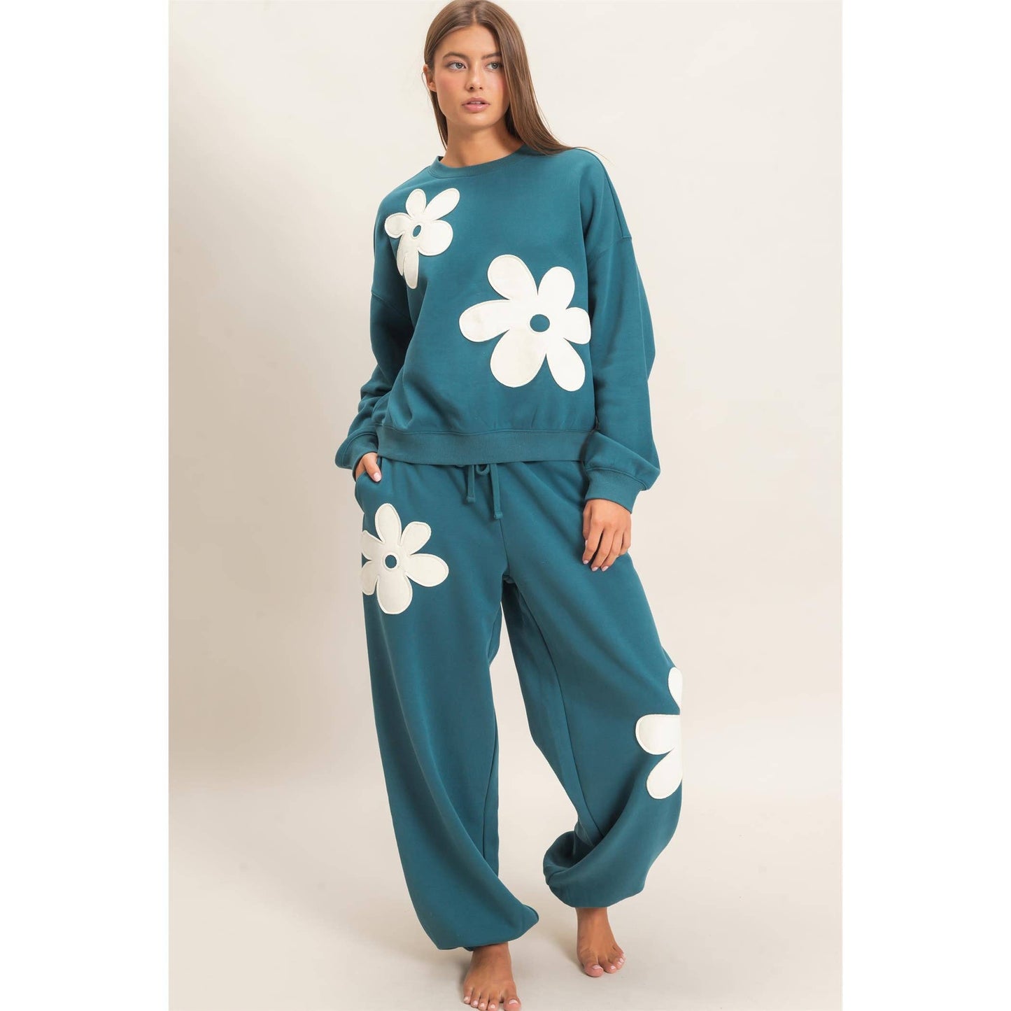 Floral Applique Crew Neck Sweatshirt