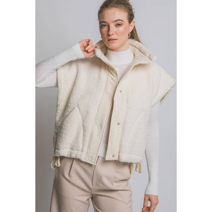 Sherpa Oversized Vest Button Tabs with Pockets