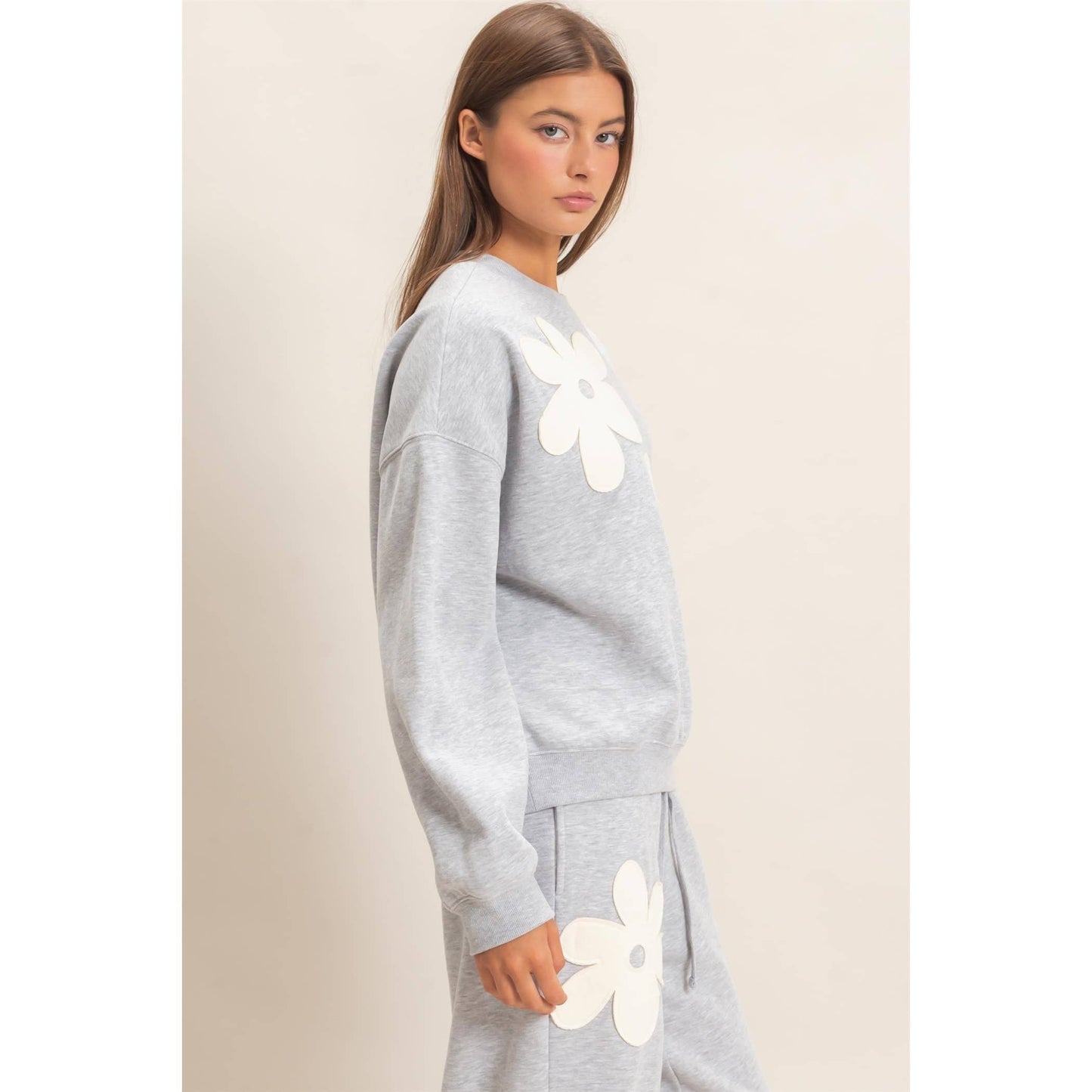 Floral Applique Crew Neck Sweatshirt