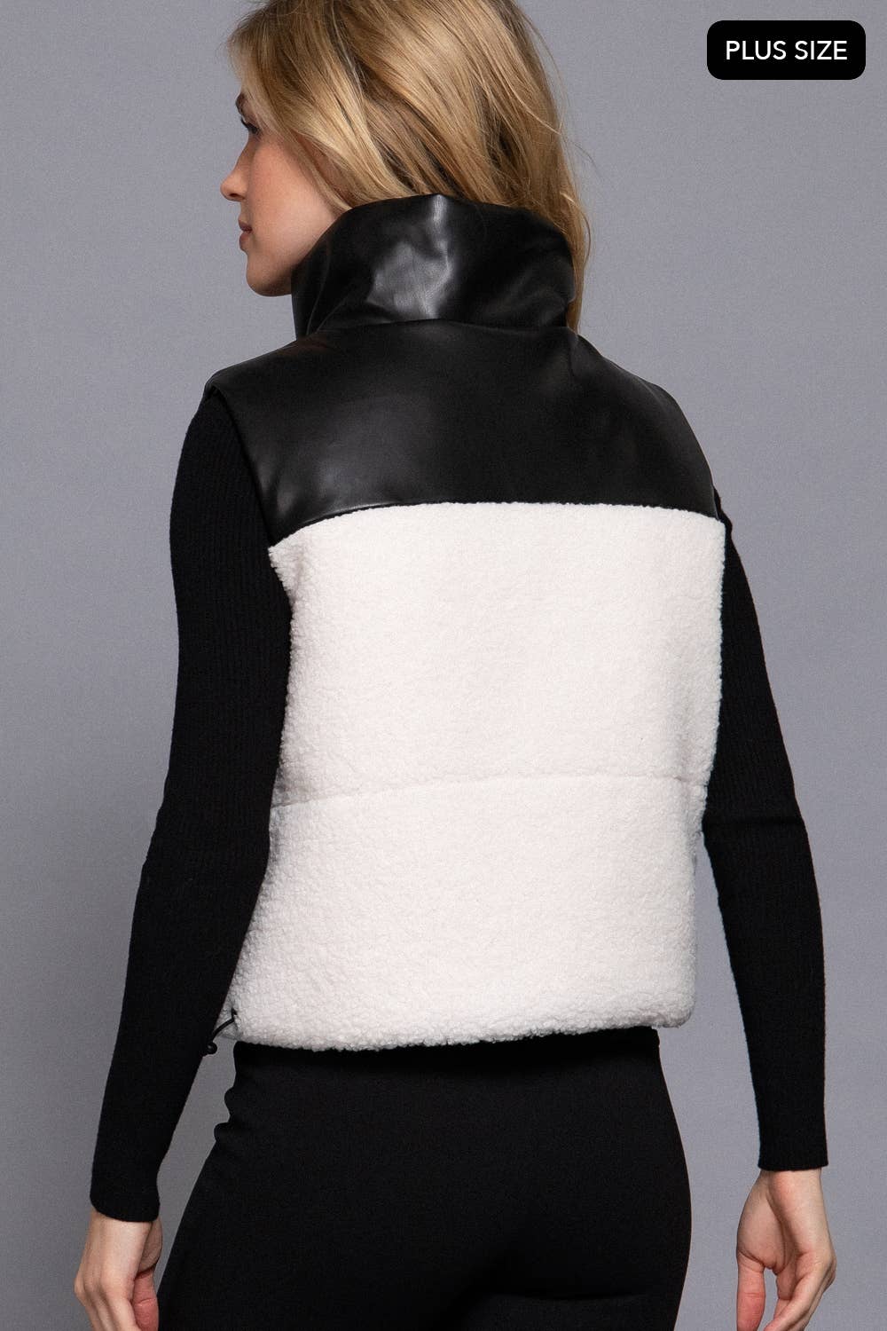 [PLUS SIZE] Reversible Faux Leather-Sherpa Padding Crop Vest