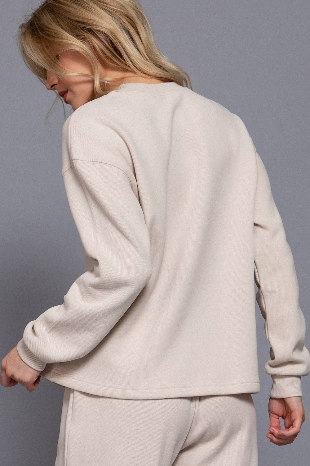 Long Sleeve Round Neck Soft Knit Top