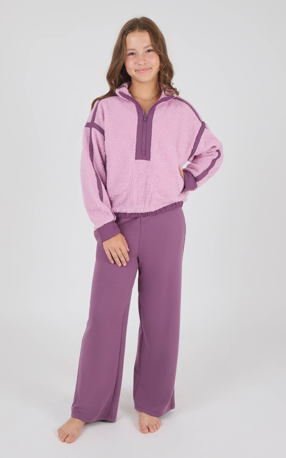 Tween Girls Trendy Contrast Sherpa Half Zip and Flare Pants