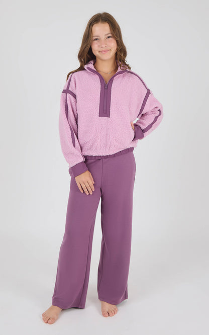 Tween Girls Trendy Contrast Sherpa Half Zip and Flare Pants
