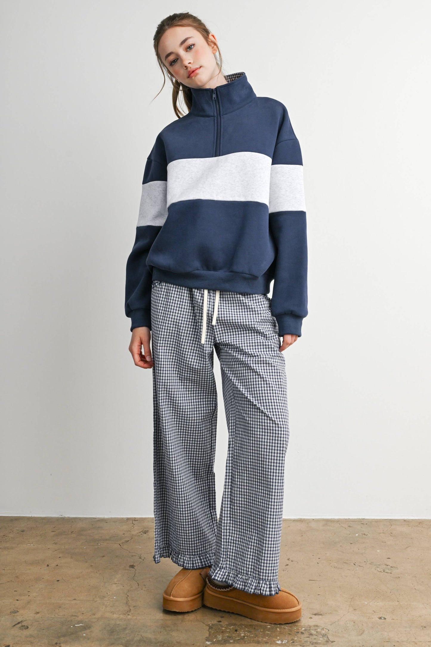 Colorblock Quarter-Zip Sweatshirt-BMT8510