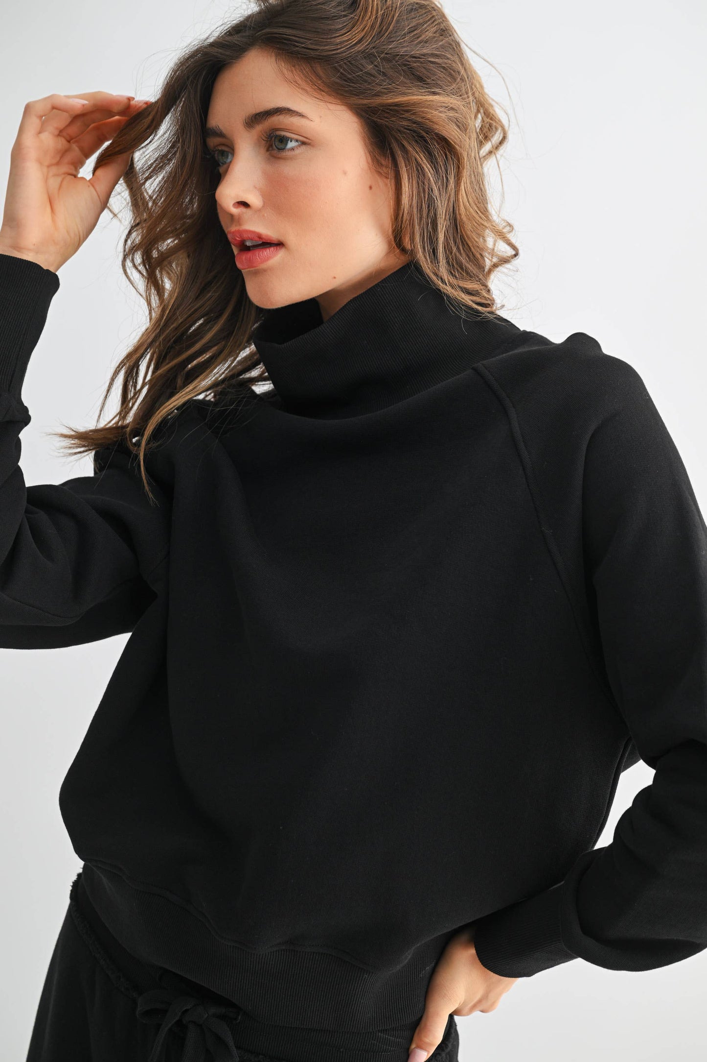 Malibu Raglan Sleeve Turtleneck