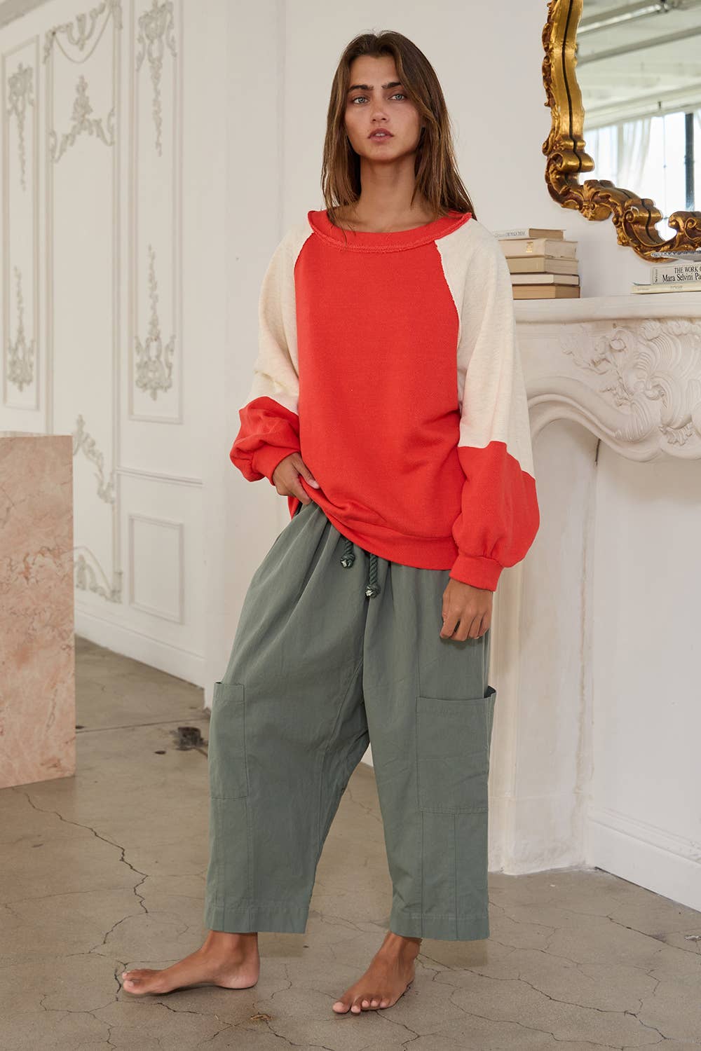T2460 Contrast Detail French Terry Sweatshirt Top