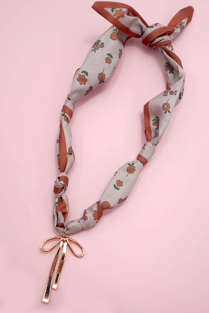 HANDMADE SCARF CHARM NECKLACE | 80N91790