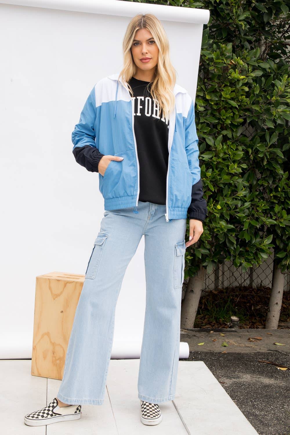 Dry Nylon Color Block Windbreaker