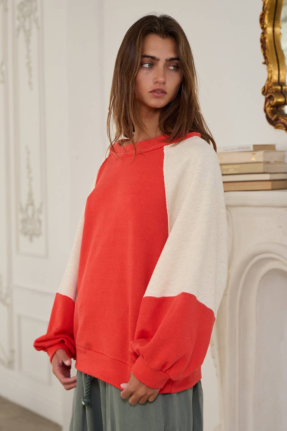 T2460 Contrast Detail French Terry Sweatshirt Top