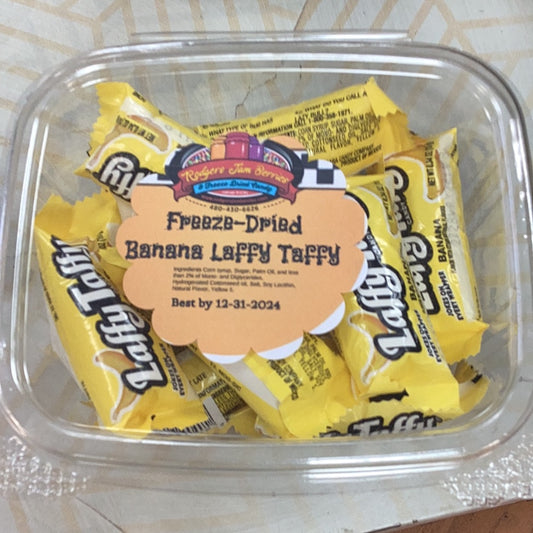 Freeze dried banana leafy taffy